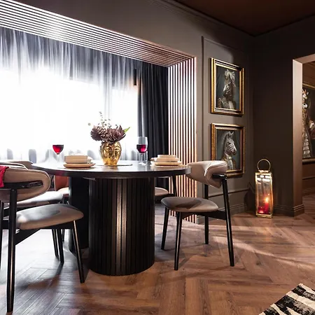 Apartment Qult - Obsidian Bucharest