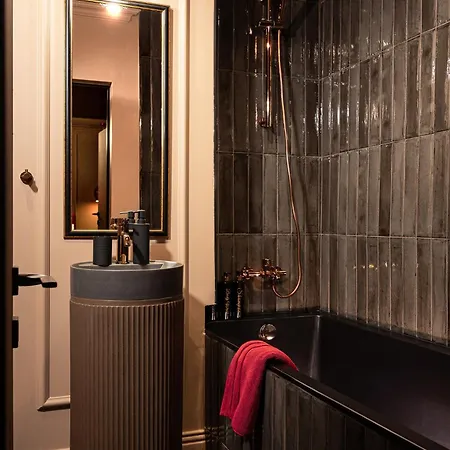 Apartment Qult - Obsidian Bukarest